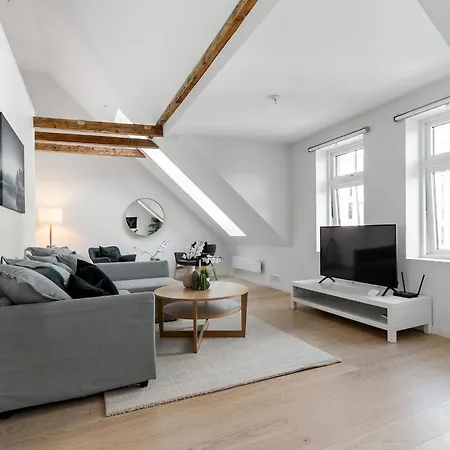 Forenom Serviced Grieg Apartment *
